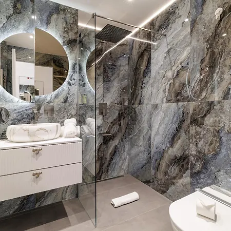 Outstanding View On The Promenade - Awesome 2 Bdr Appartement *